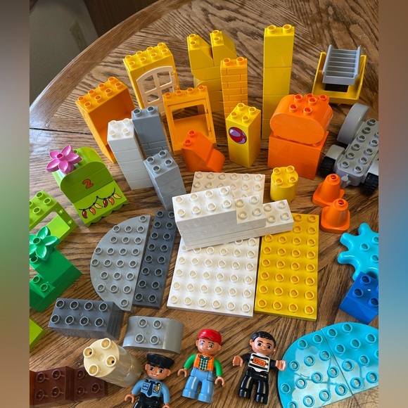 Lego Duplo Lot - Picture 4 of 8